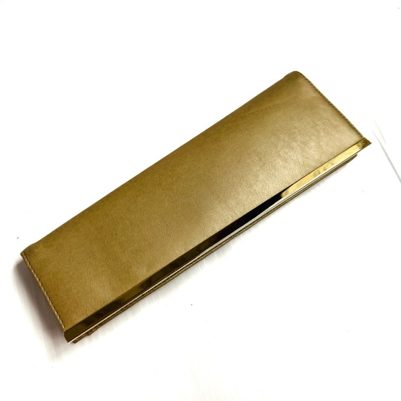 Vintage asymmetrical Elegant Gold Clutch - Picture 1 of 8
